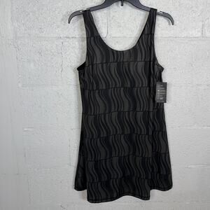 ID Ideology Women's Geo Performance tennis Dress deep black/grey medium